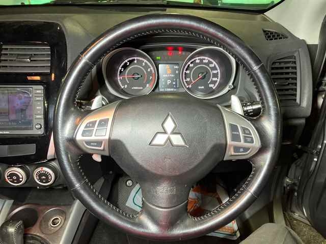 MITSUBISHI RVR