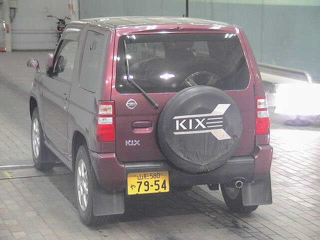 NISSAN KIX