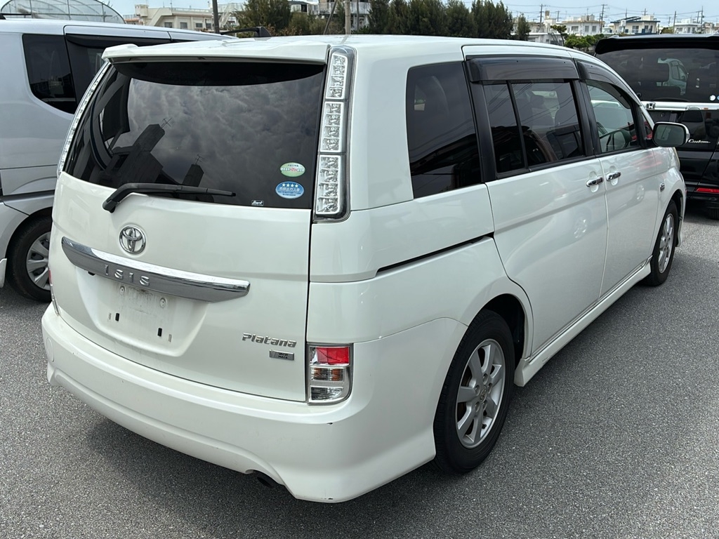 TOYOTA ISIS