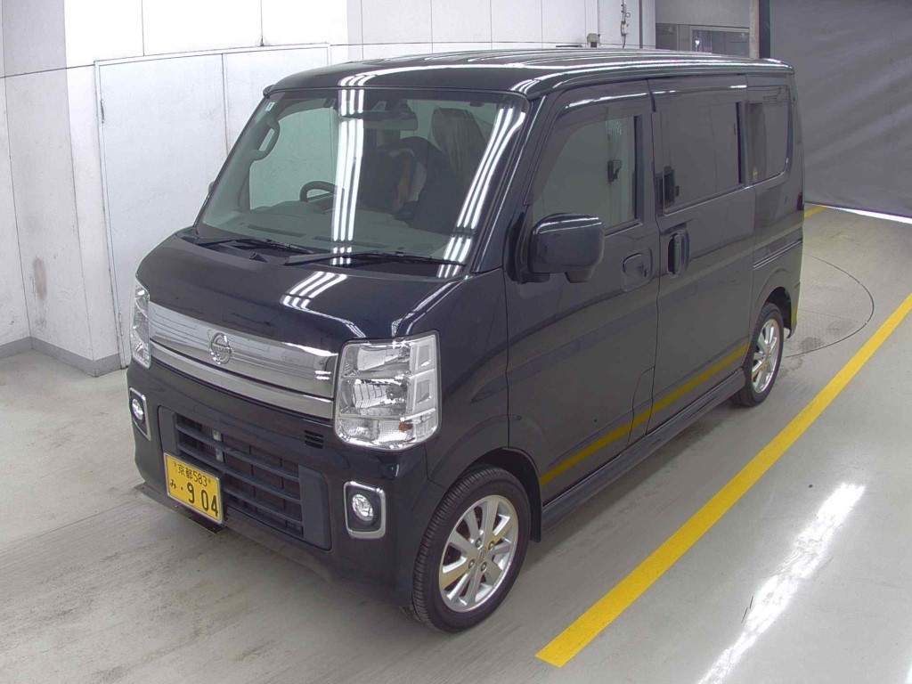 NISSAN NV100 CLIPPER