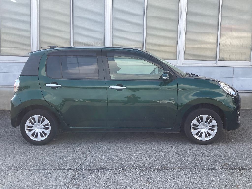 DAIHATSU BOON