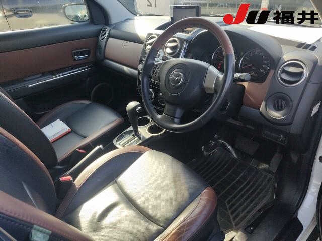 MAZDA VERISA
