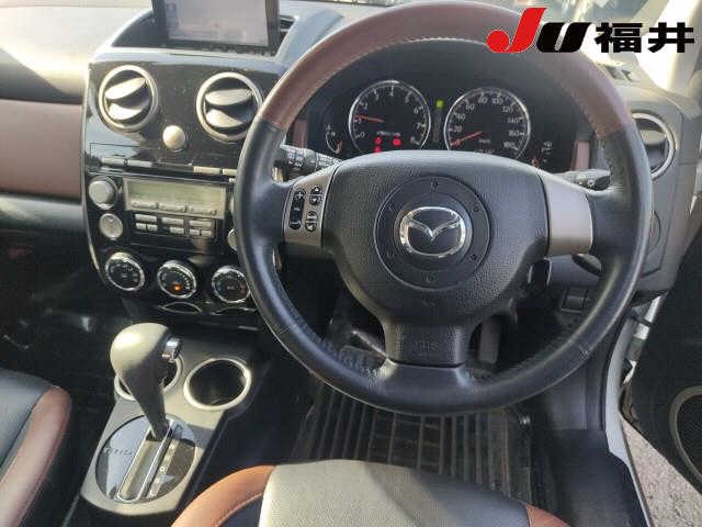 MAZDA VERISA