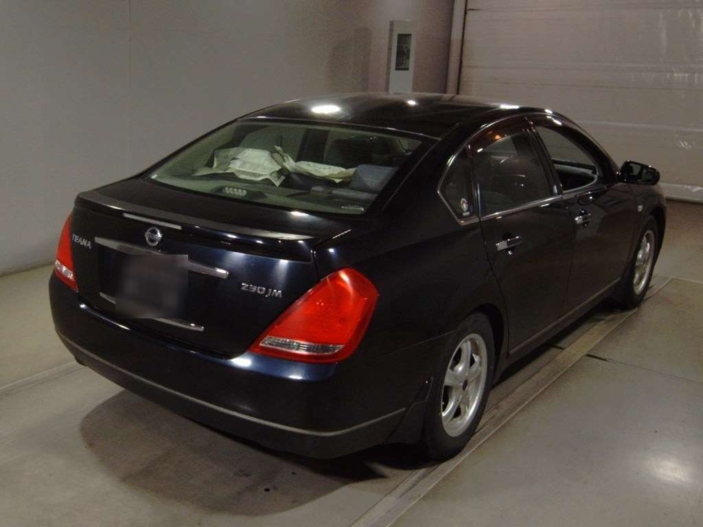 NISSAN TEANA