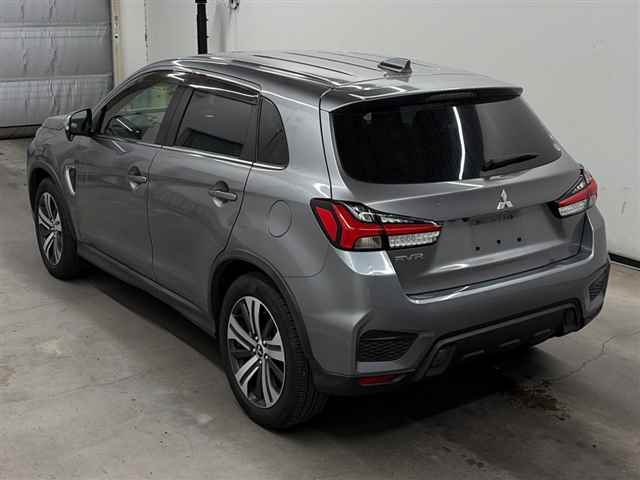 MITSUBISHI RVR