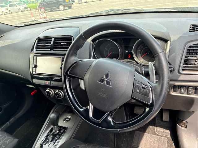 MITSUBISHI RVR
