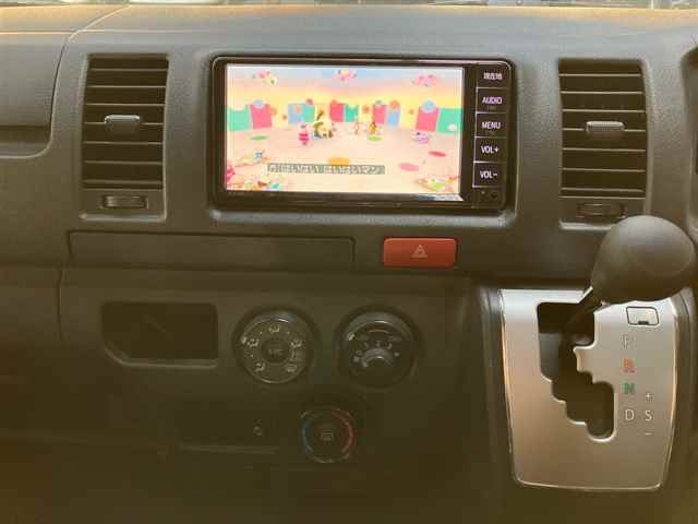 TOYOTA REGIUS ACE