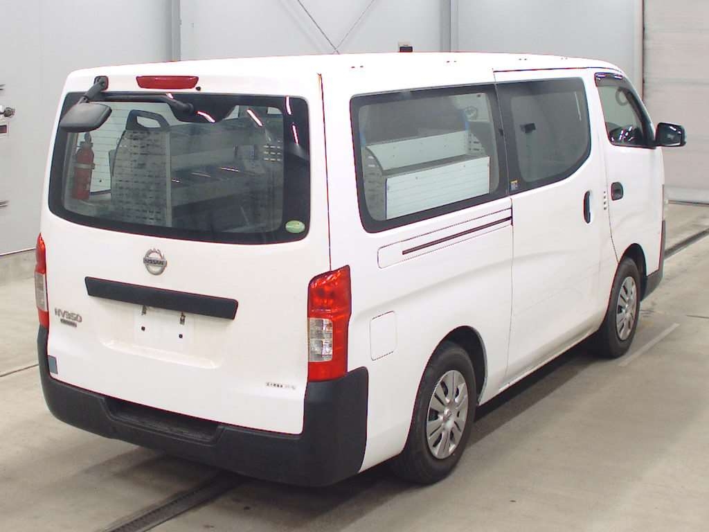 NISSAN NV350 CARAVAN