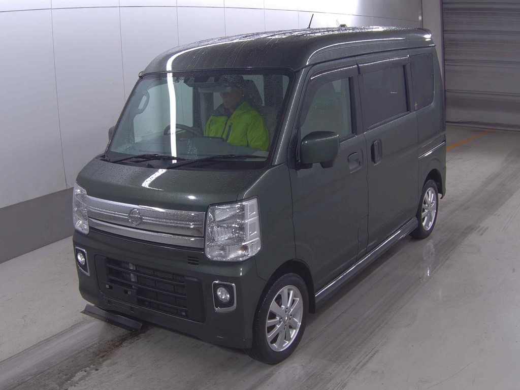 NISSAN NV100 CLIPPER