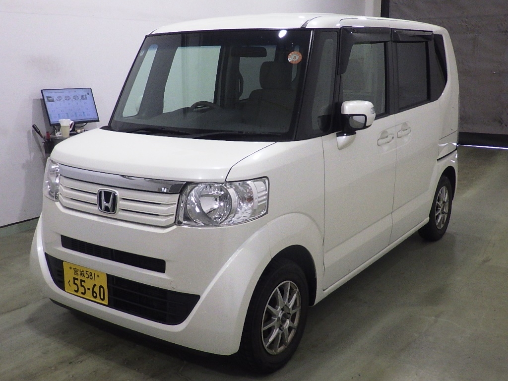 HONDA N-BOX