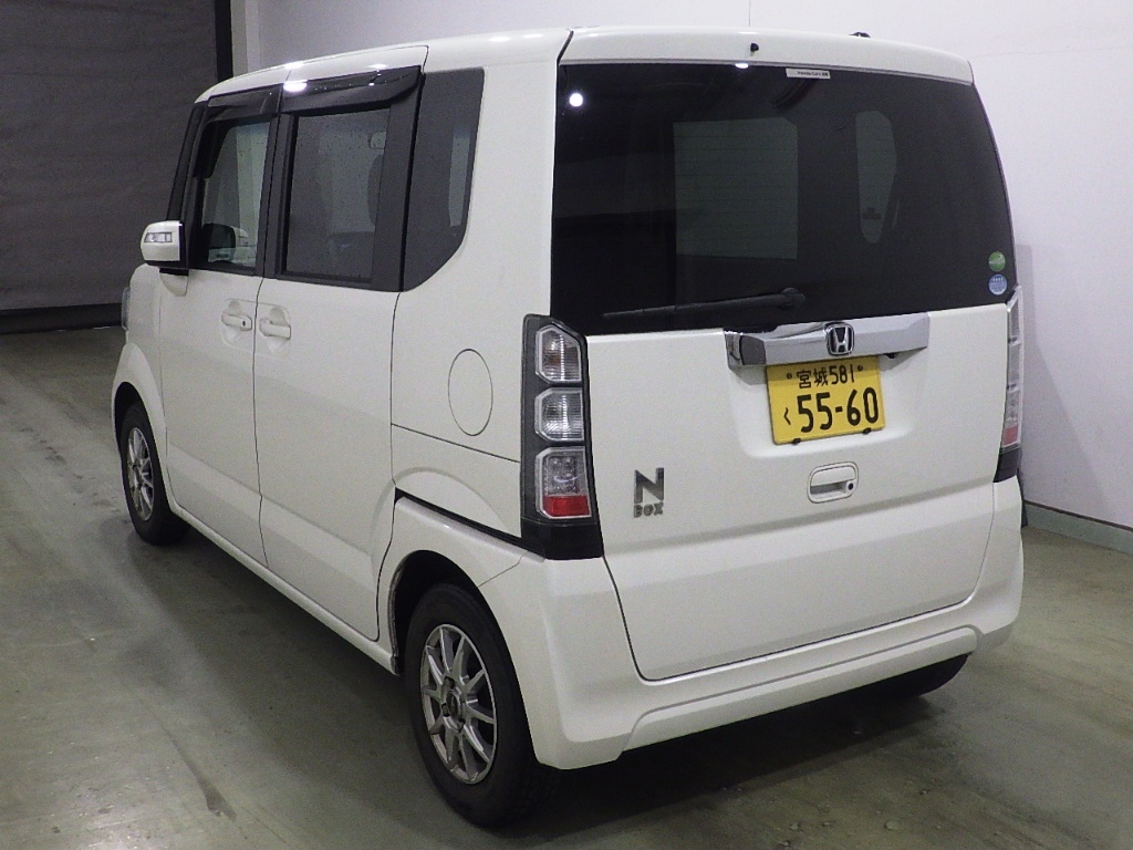 HONDA N-BOX