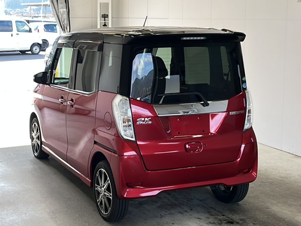MITSUBISHI EK SPACE