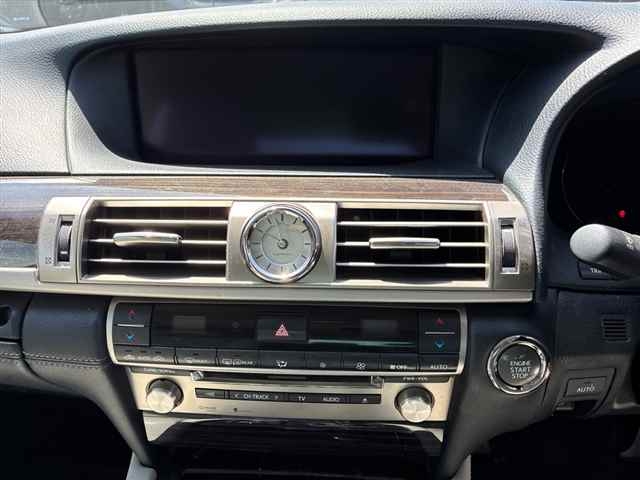 LEXUS LS460