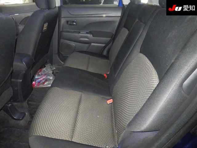 MITSUBISHI RVR