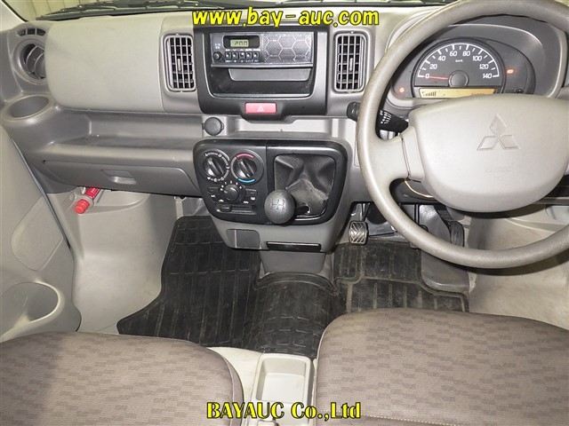 MITSUBISHI MINICAB