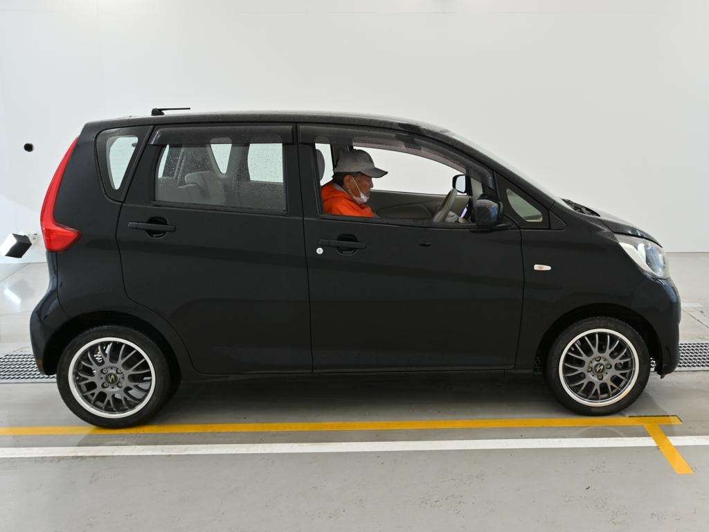 MITSUBISHI EK WAGON