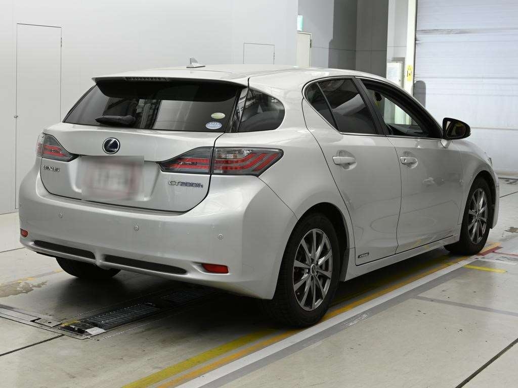LEXUS CT200H