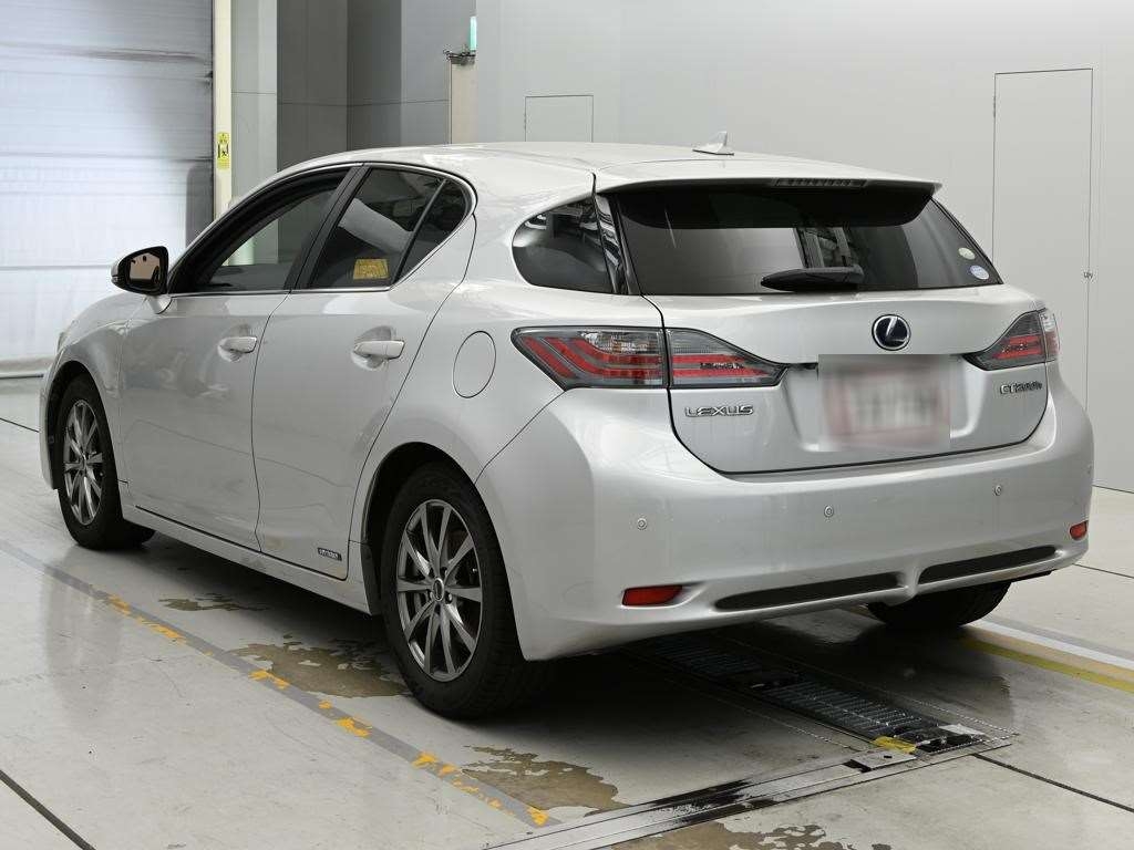 LEXUS CT200H