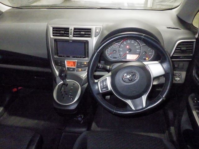 TOYOTA RACTIS