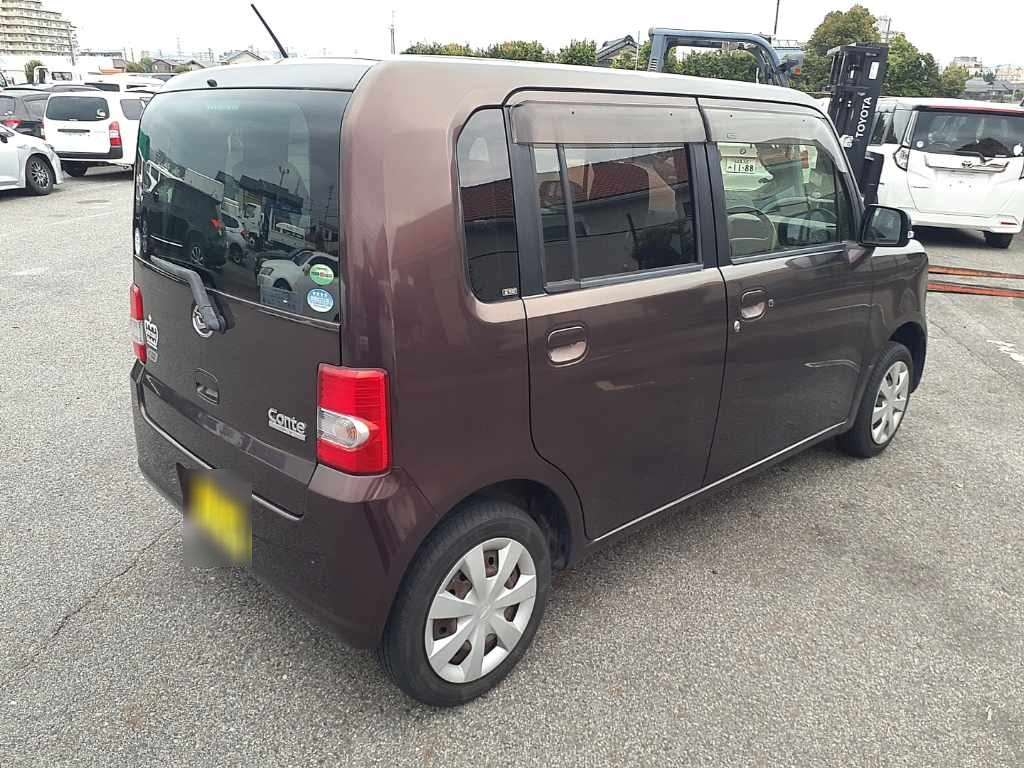 DAIHATSU MOVE CONTE