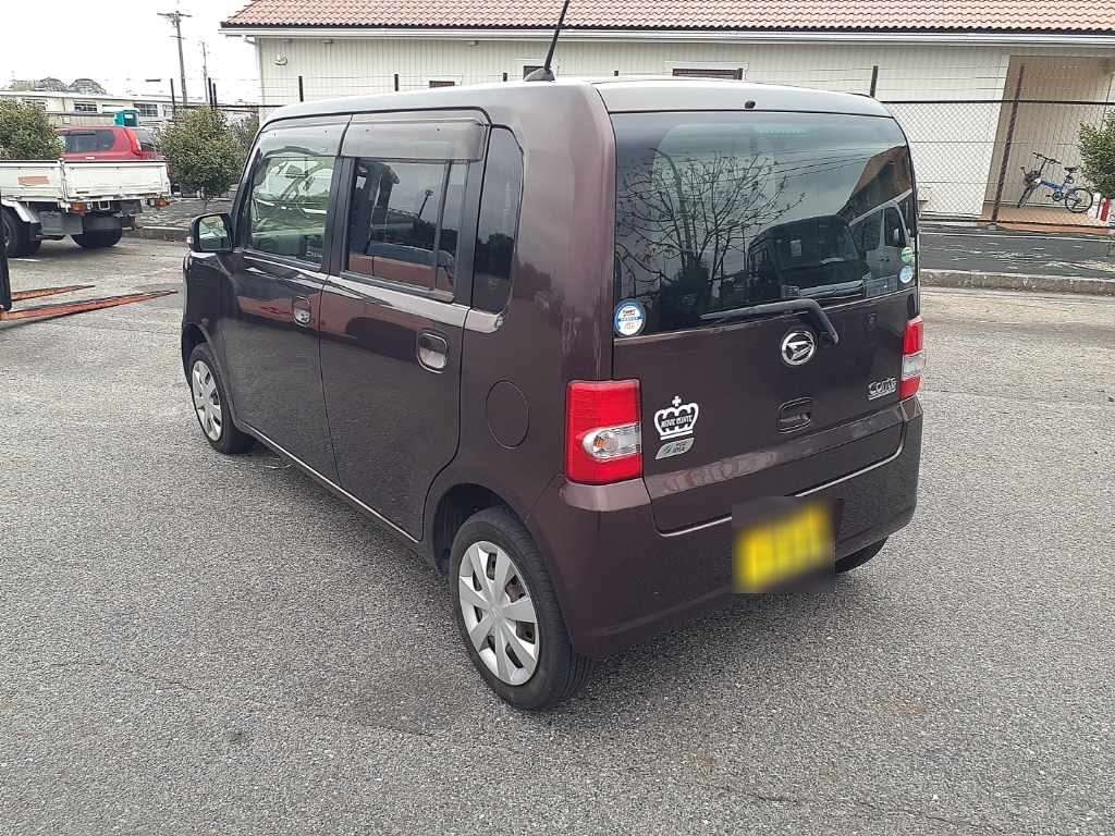 DAIHATSU MOVE CONTE