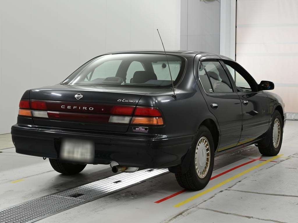 NISSAN CEFIRO