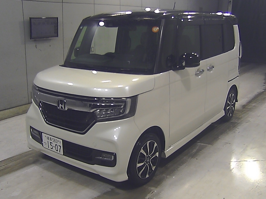 HONDA N-BOX