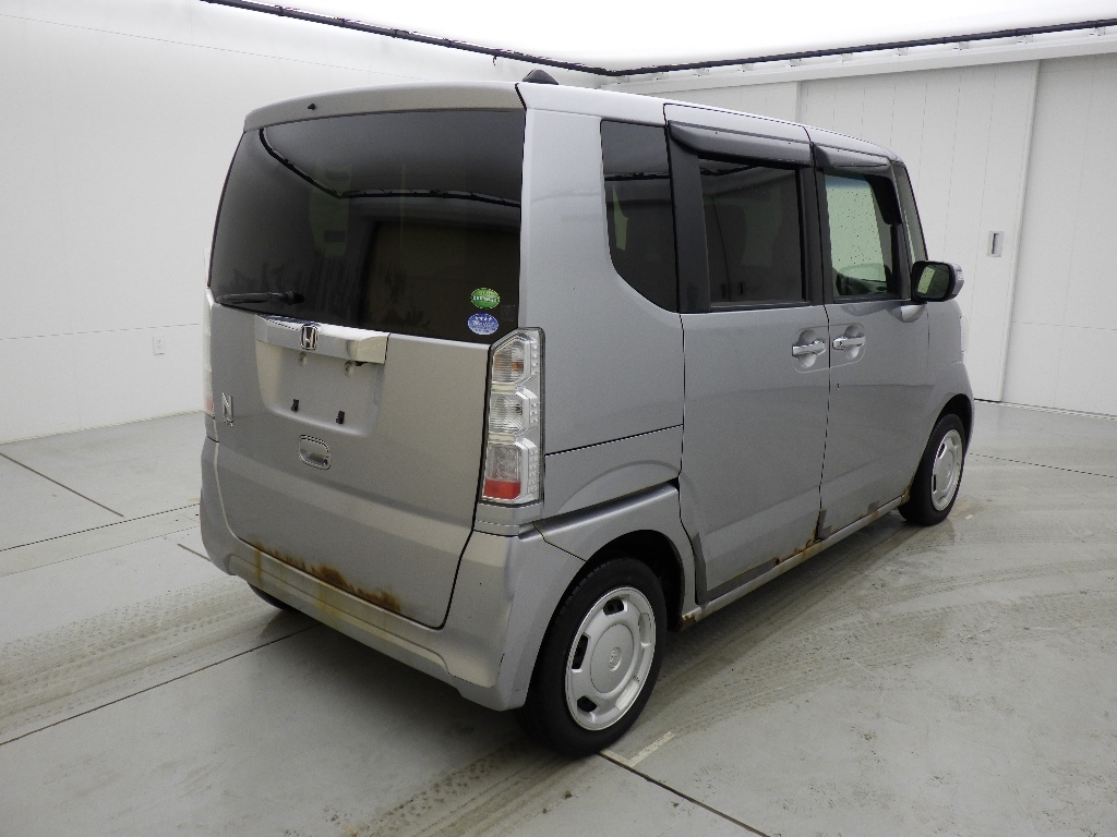 HONDA N-BOX