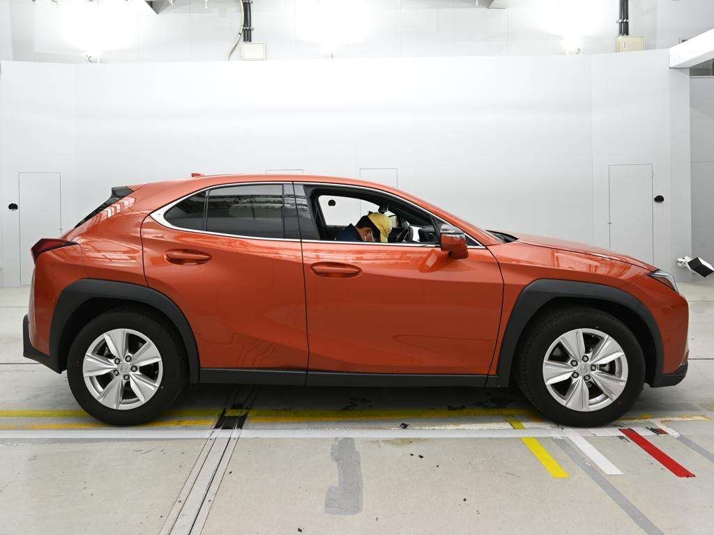 LEXUS UX250H