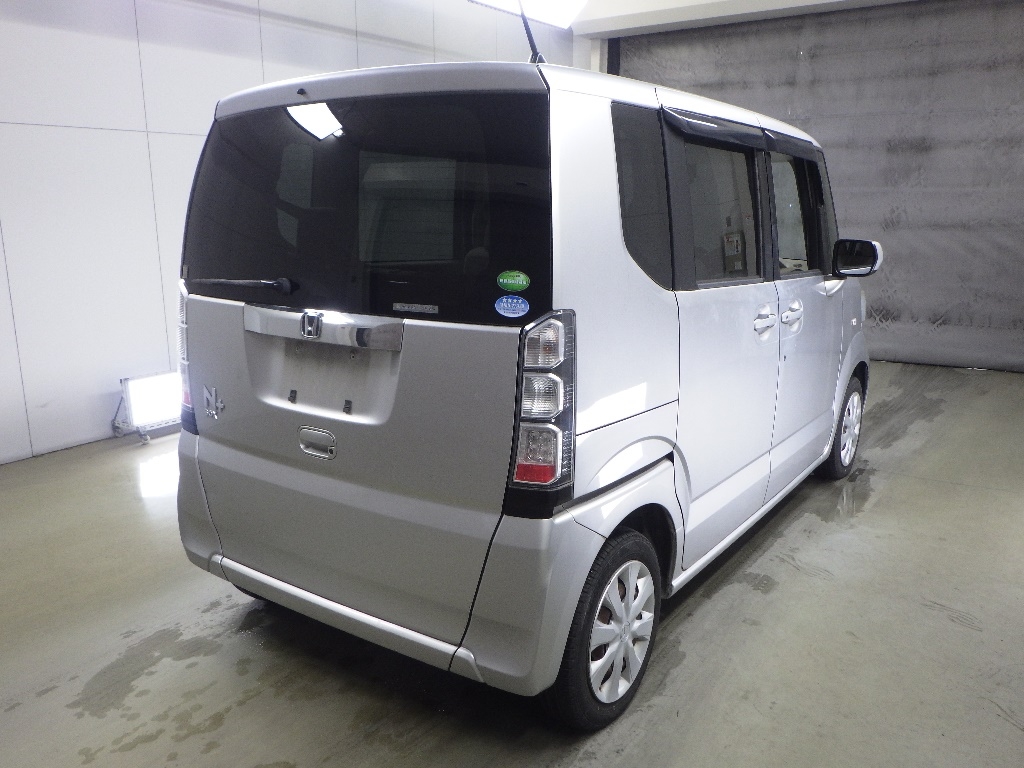 HONDA N-BOX+