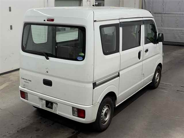 MITSUBISHI MINICAB