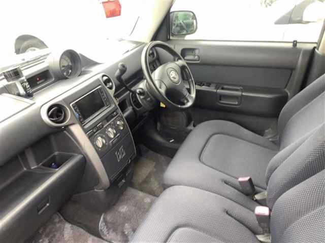TOYOTA BB