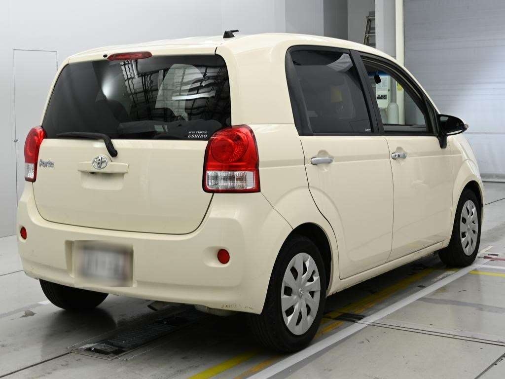 TOYOTA PORTE