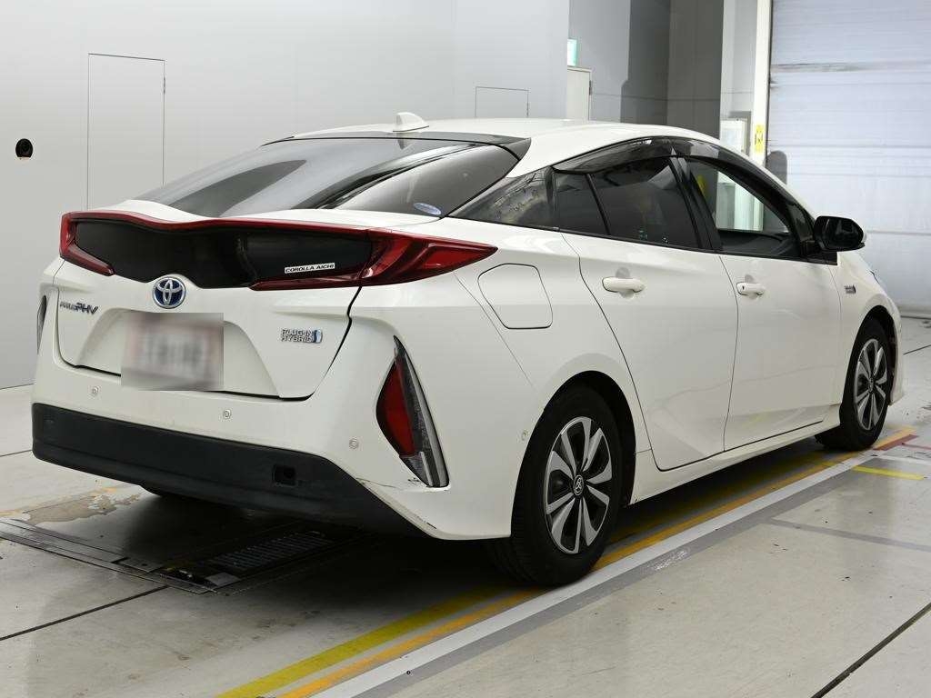 TOYOTA PRIUS PHV