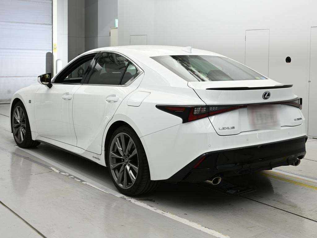 LEXUS IS300H