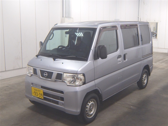 NISSAN NV100 CLIPPER