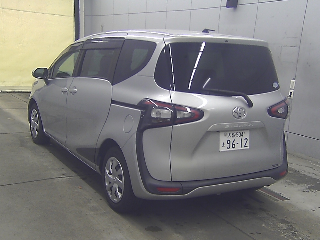TOYOTA SIENTA