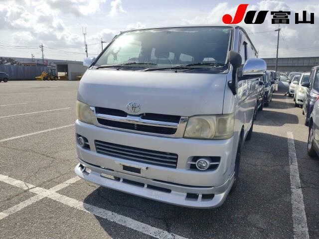 TOYOTA REGIUS ACE