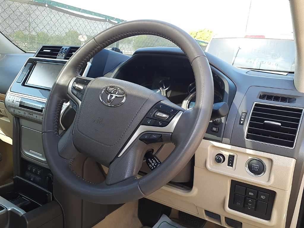 TOYOTA LAND CRUISER PRADO