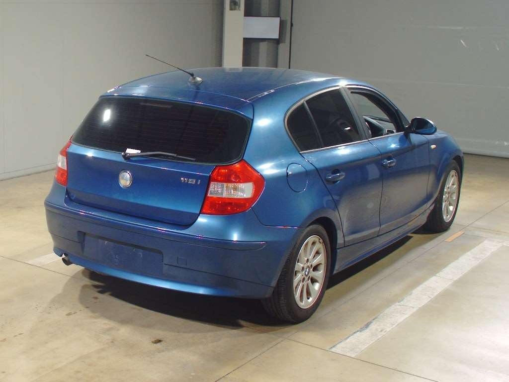 BMW 1-SERIES