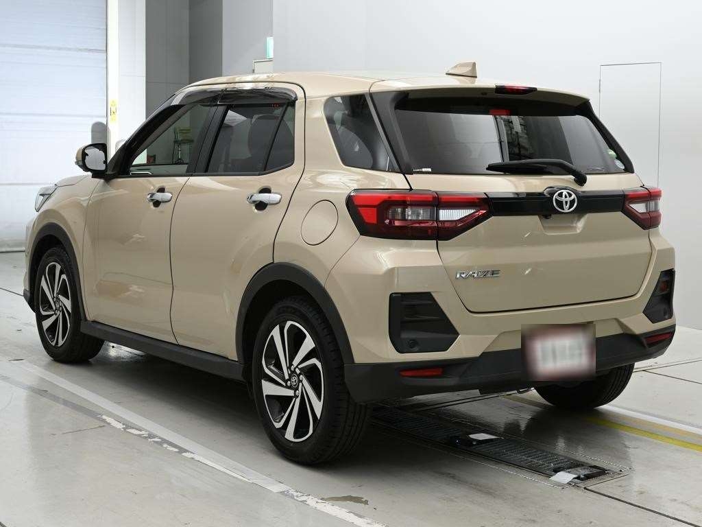 TOYOTA RAIZE