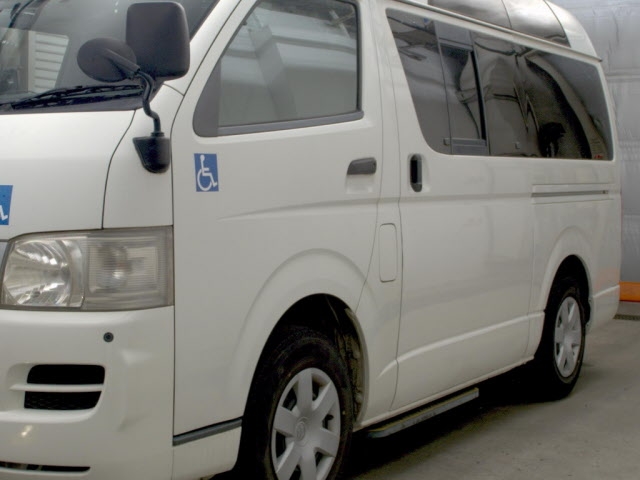 TOYOTA REGIUS ACE