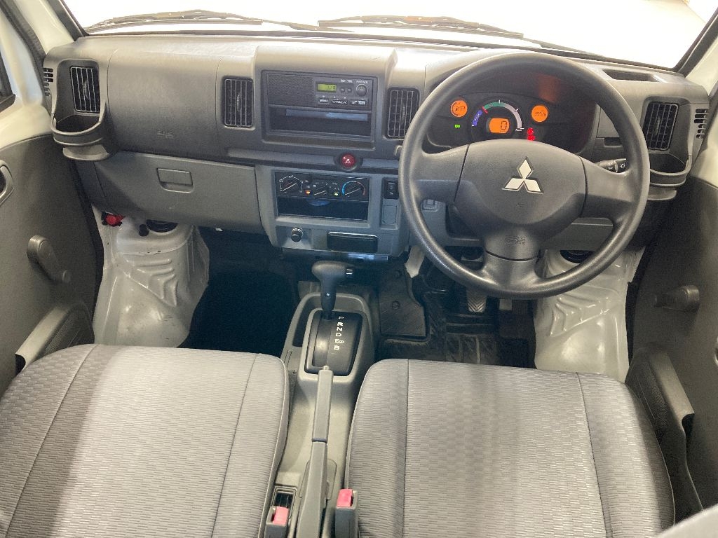 MITSUBISHI MINICAB MIEV