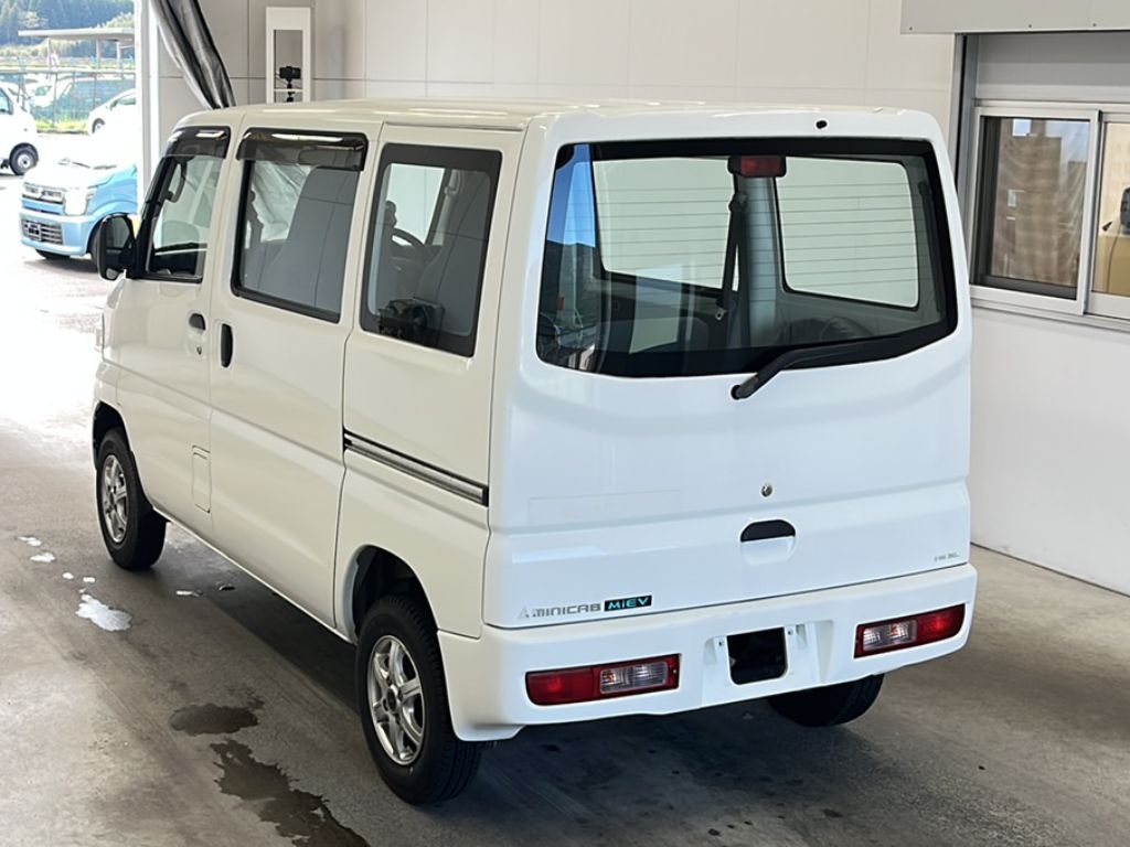 MITSUBISHI MINICAB MIEV