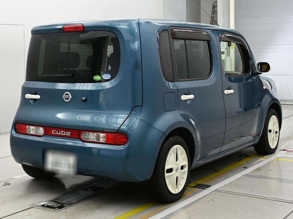 NISSAN CUBE