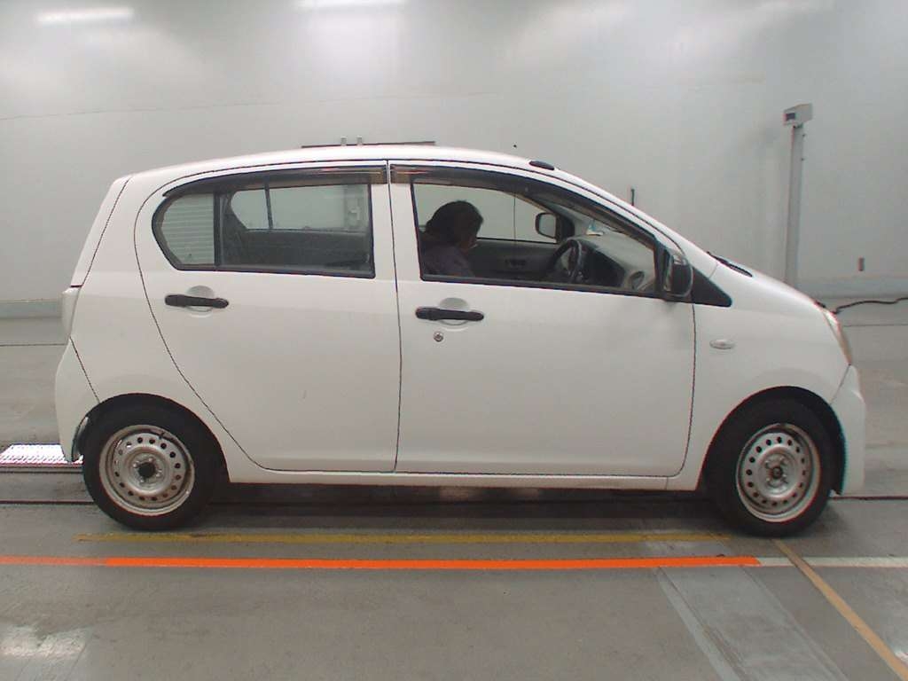 SUBARU PLEO PLUS