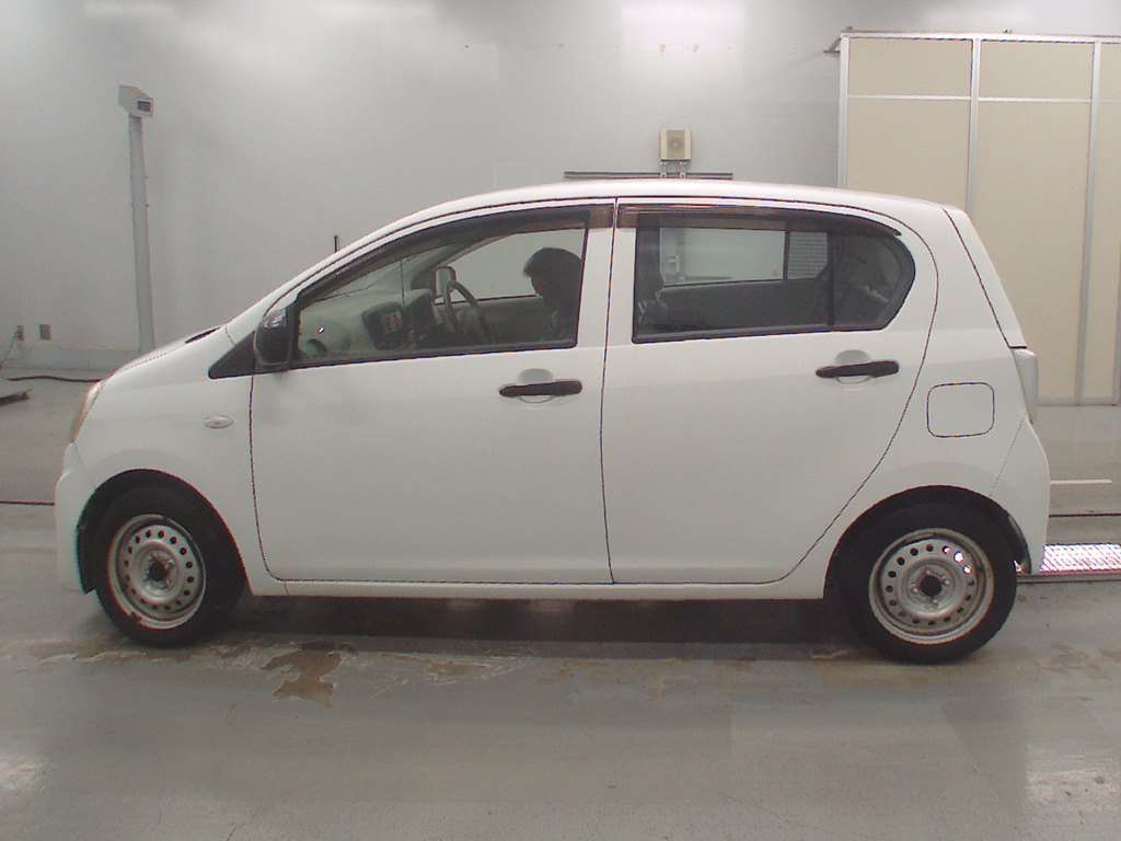 SUBARU PLEO PLUS