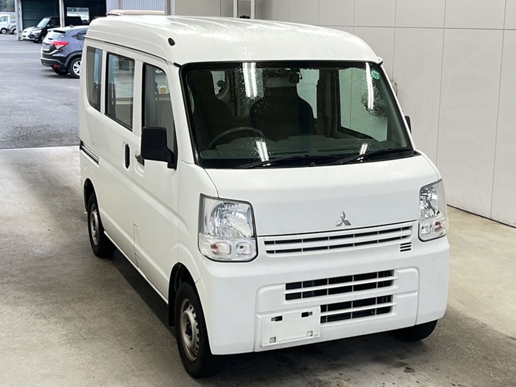 MITSUBISHI MINICAB