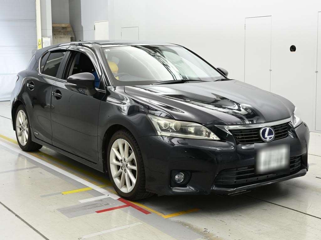 LEXUS CT200H