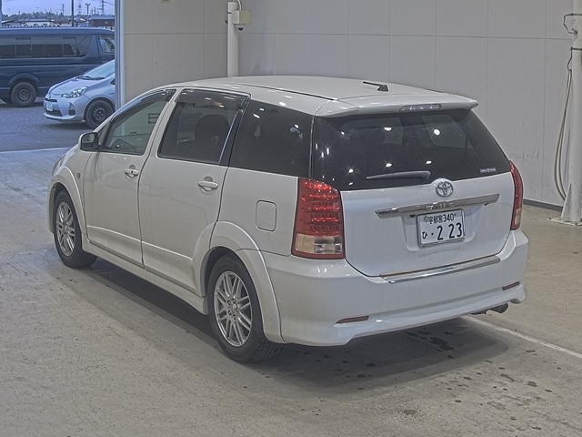 TOYOTA WISH